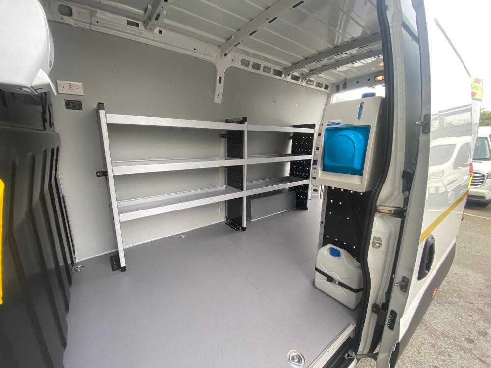 Iveco Daily 35S14 Photo f8d28198-35d6-4843-8926-ca3110e6c6f1.jpg