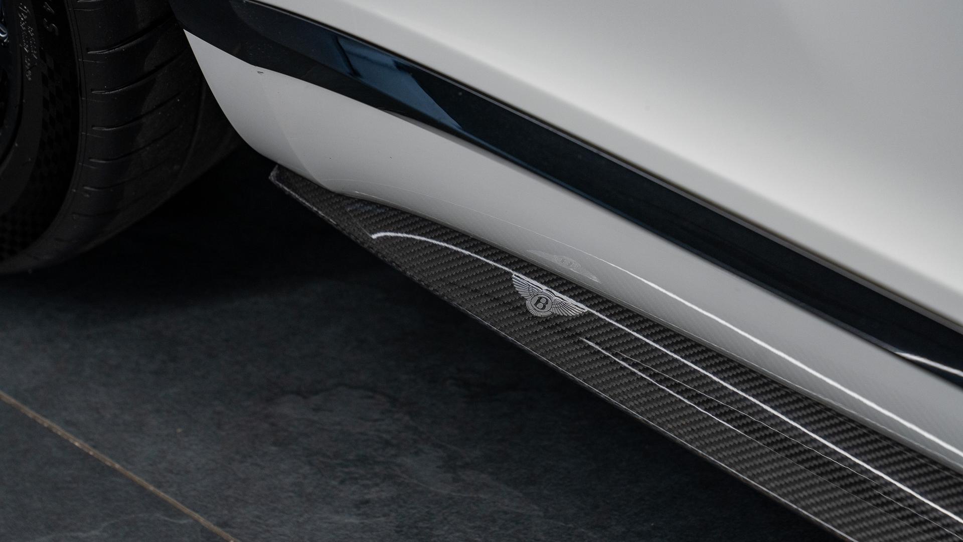 Bentley CONTINENTAL Photo f8d30b6d-8928-4428-9cf9-41db4aa7bfef.jpg