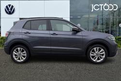 VOLKSWAGEN T-CROSS Photo 4