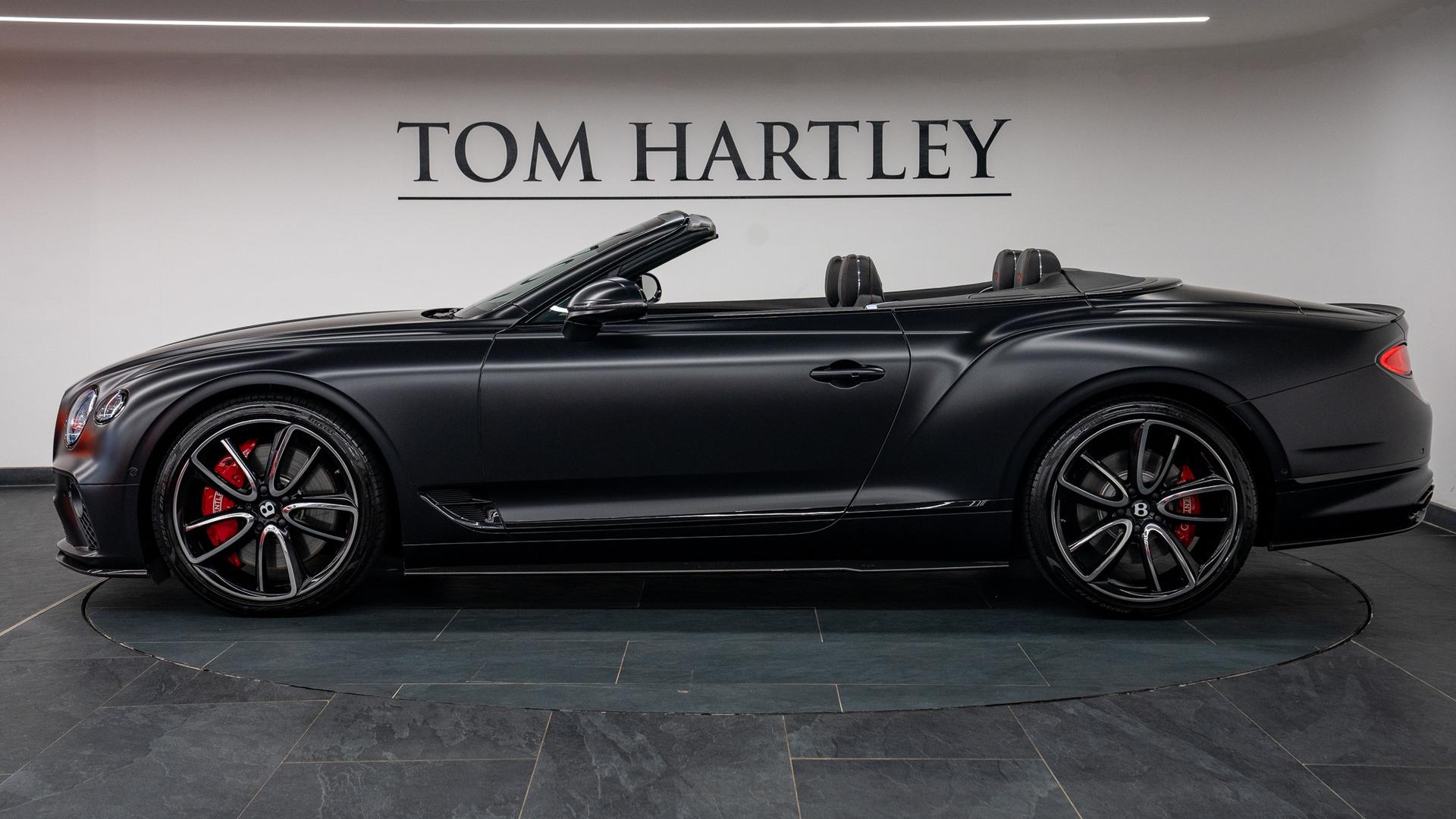 Bentley Continental Photo f8d8d26c-4493-4504-8f25-cfbd8f029448.jpg