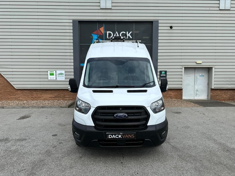 Ford Transit Photo f8dca3ef-f263-46e6-8465-680fc7785ed3.jpg