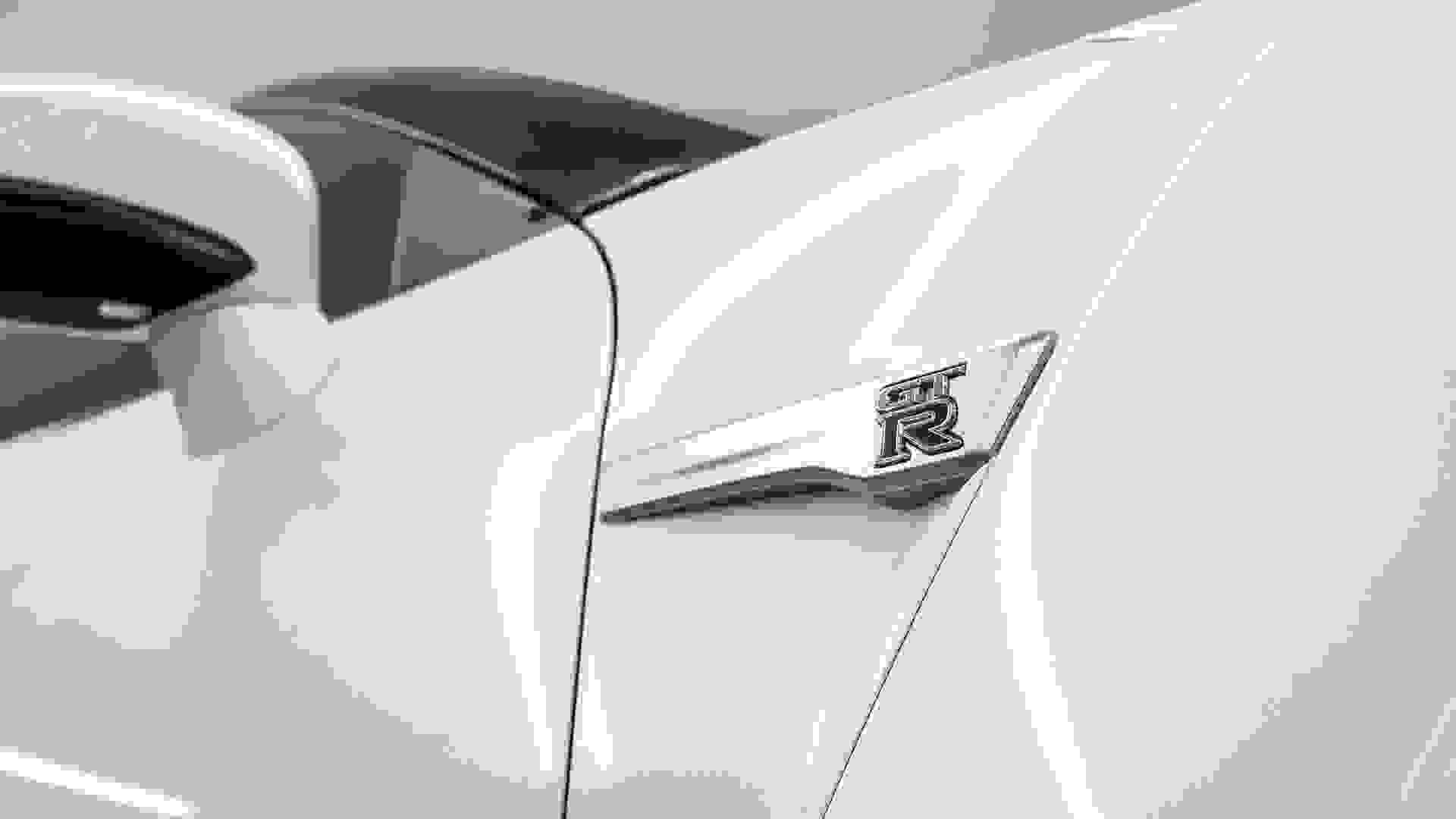 Nissan GT-R Photo f8e3c0e8-8919-4291-a375-ab3a0b4c2114.jpg
