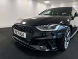 Audi A4 Avant Photo 4