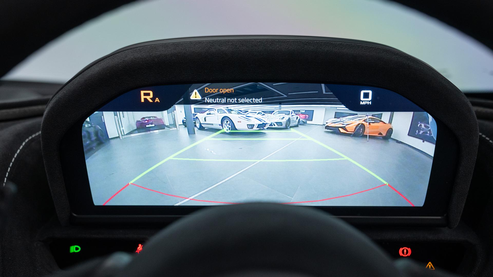 McLaren 765LT Photo f8ebd13e-bc15-4412-a197-0329888e7156.jpg