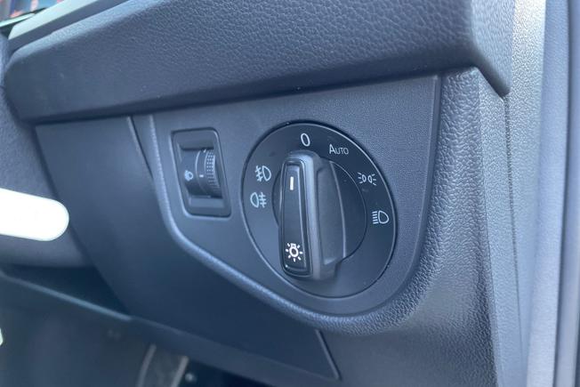 VOLKSWAGEN Polo Photo 27