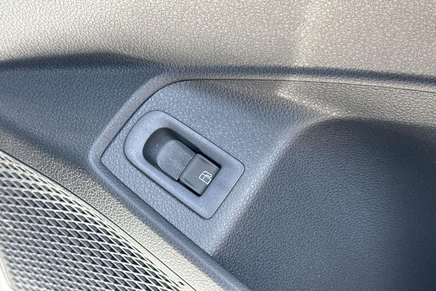 Ford TRANSIT CONNECT Photo f8f9dbe5-6690-4832-bbee-06144b9f7f5b.jpg
