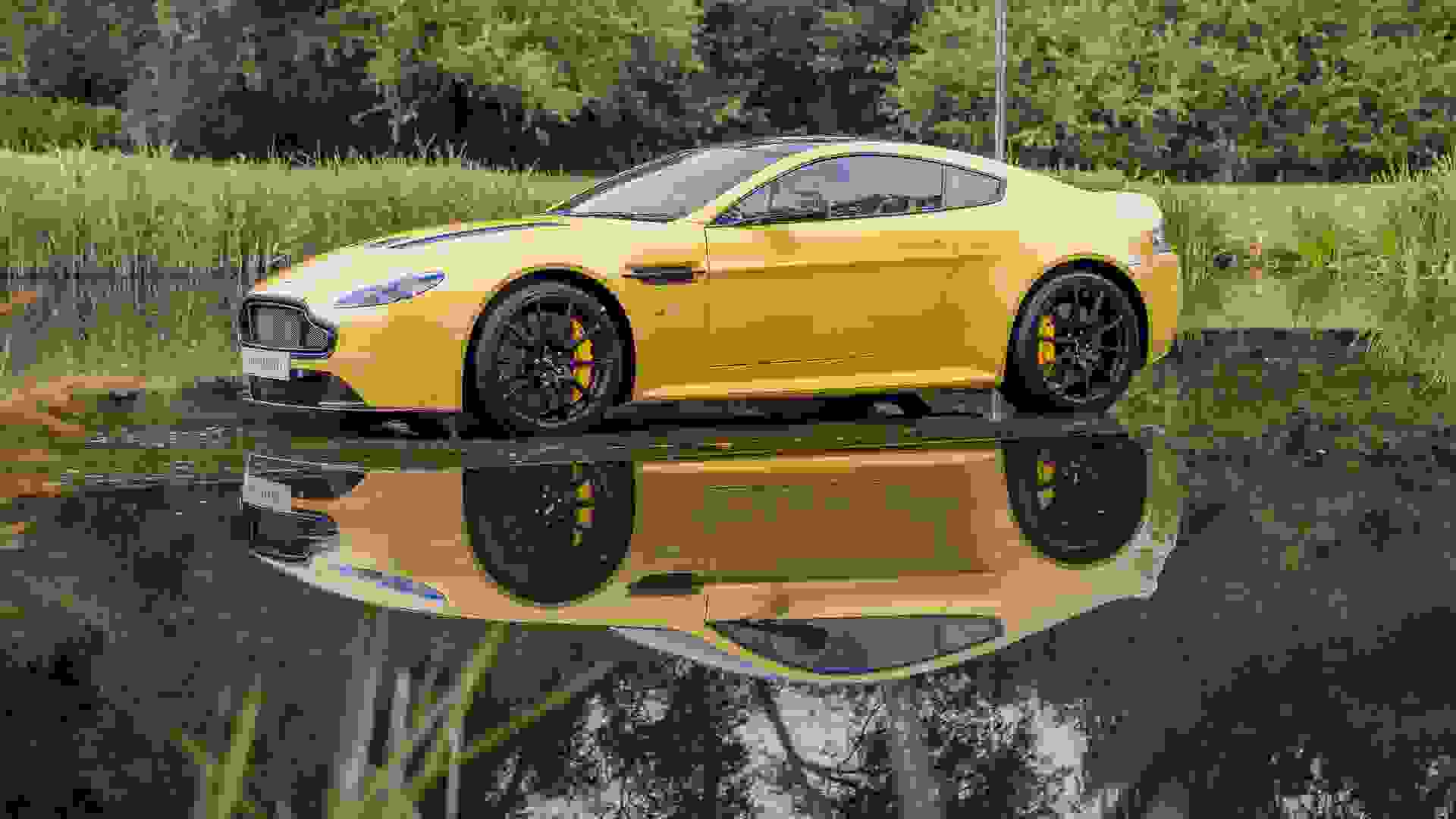 Aston Martin Vantage Photo f901a3f1-ce9c-452c-a8d7-1e063f5a822b.jpg