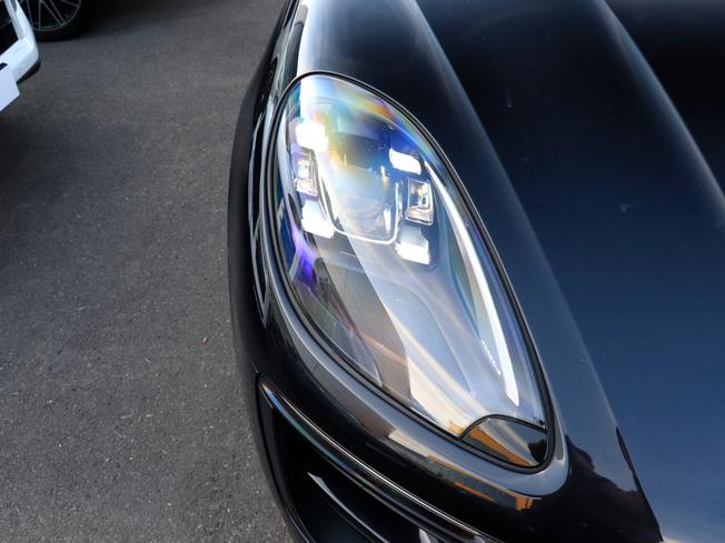 PORSCHE Macan Photo 24
