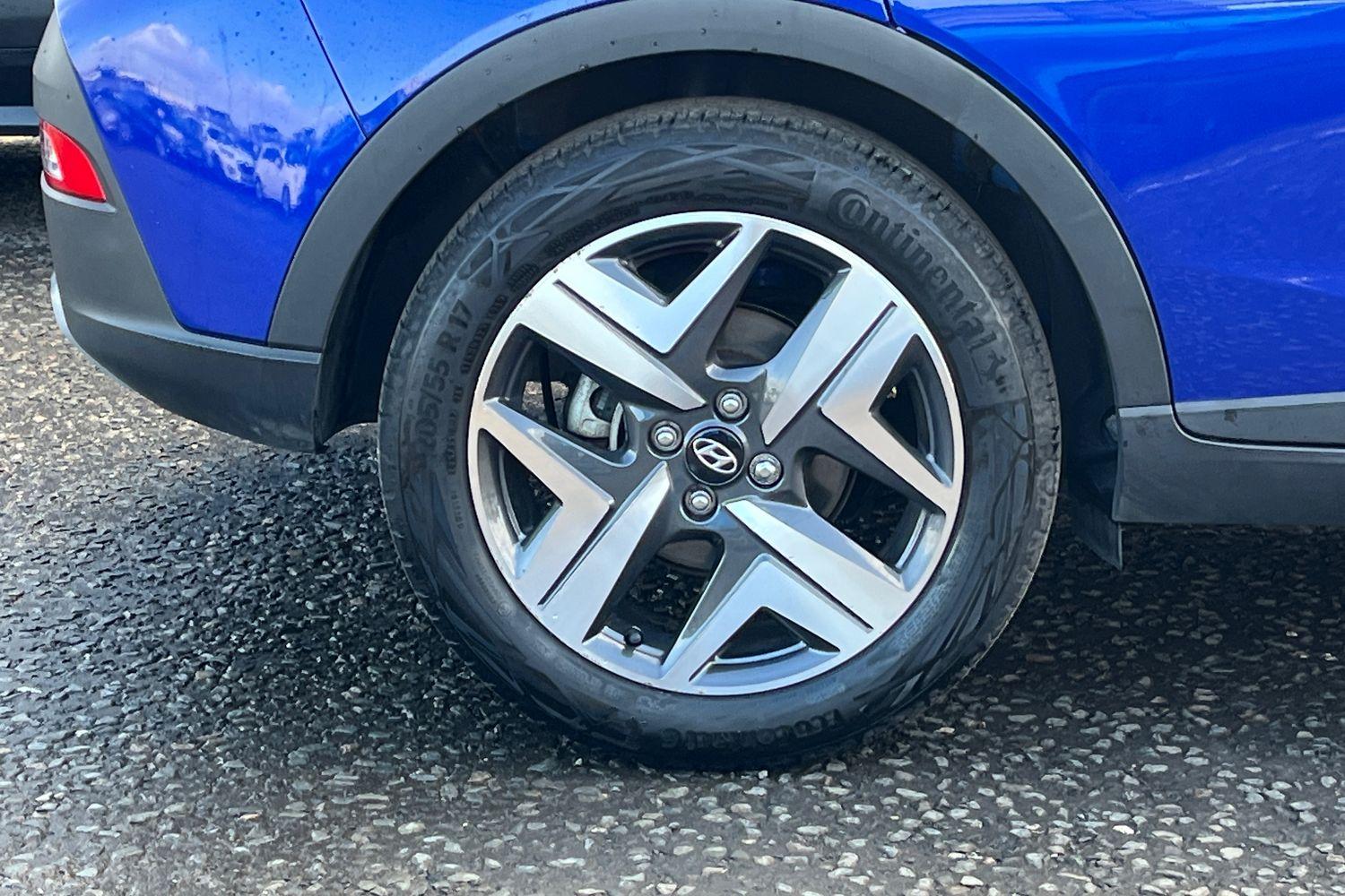Hyundai BAYON Photo 7