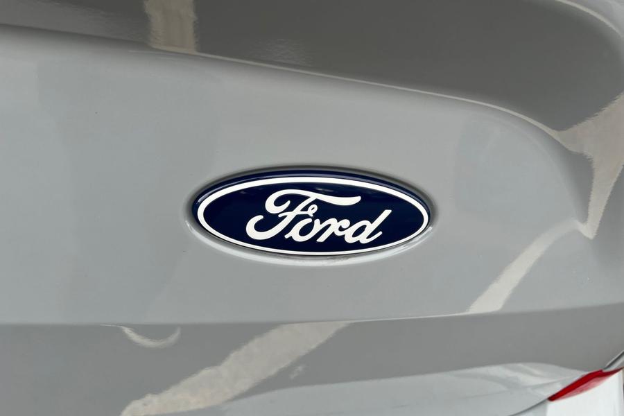 Ford TRANSIT CUSTOM Photo f924bf01-be21-4fc2-a5b4-4fc82736257a.jpg