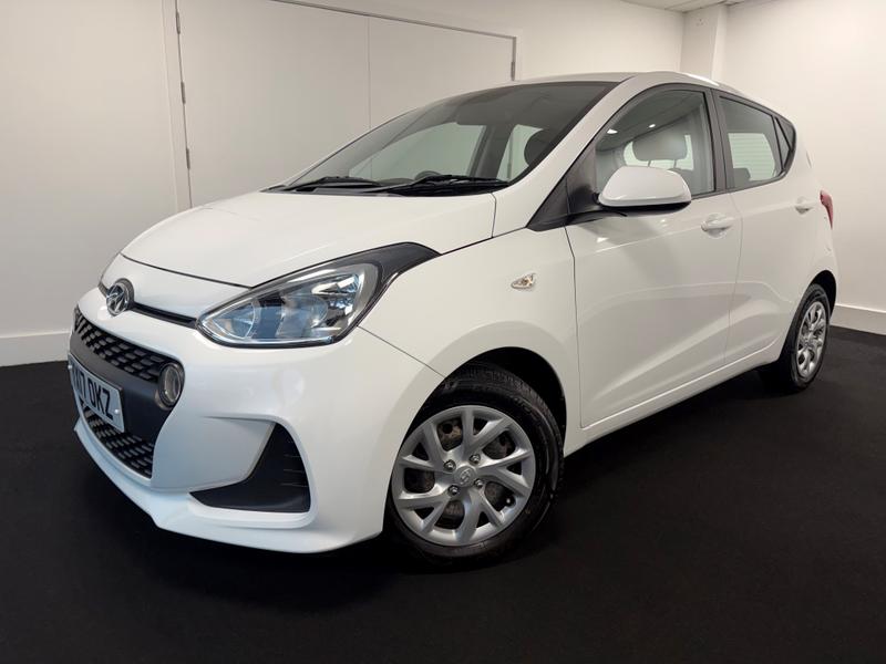 Hyundai i10 Photo f93d42ec-bb8a-4b7d-9de9-343507c9ec3e.jpg