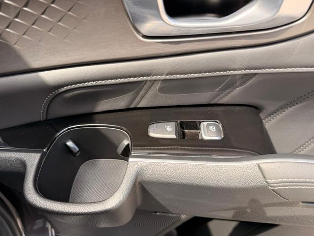 Kia Sorento Photo f93d47a7-9cc8-4396-a522-38f6c6d0c501.jpg