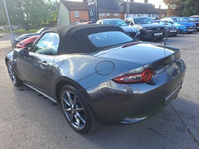 Mazda MX-5 Photo 4