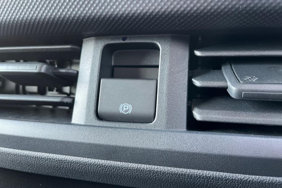 Used Ford TRANSIT CUSTOM L1DCIVMSRT10 22