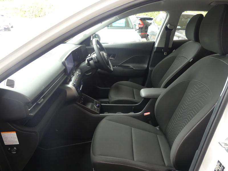 Hyundai KONA Photo f95adf43-eda9-4e16-9009-a58809cde424.jpg