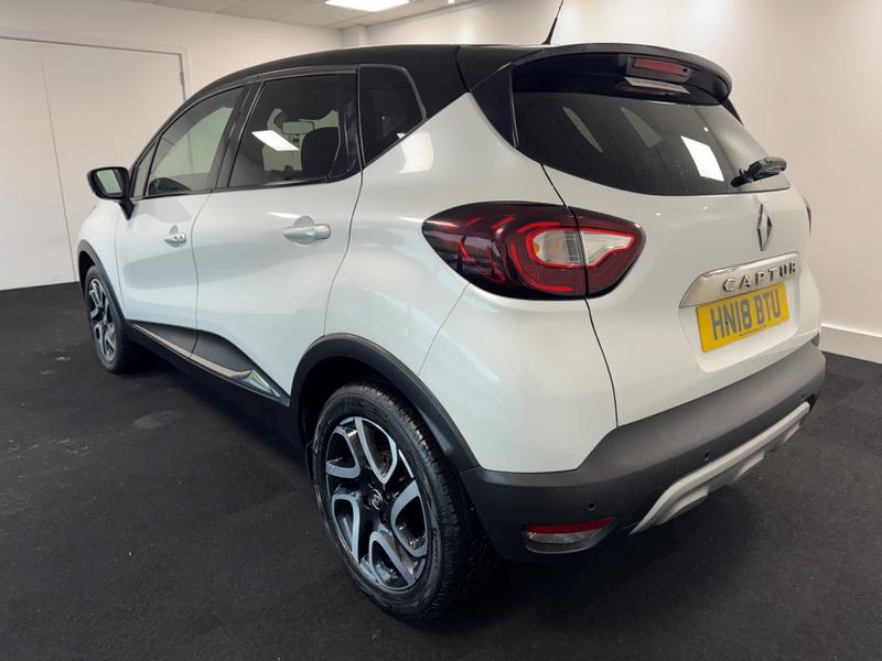 Renault Captur Photo f95c133a-6a8b-484d-86c3-b7254caac9db.jpg