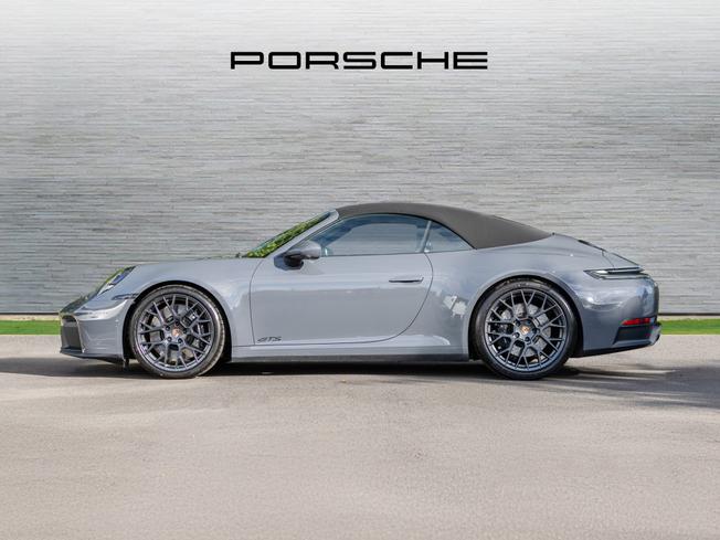 PORSCHE 911 Photo 7