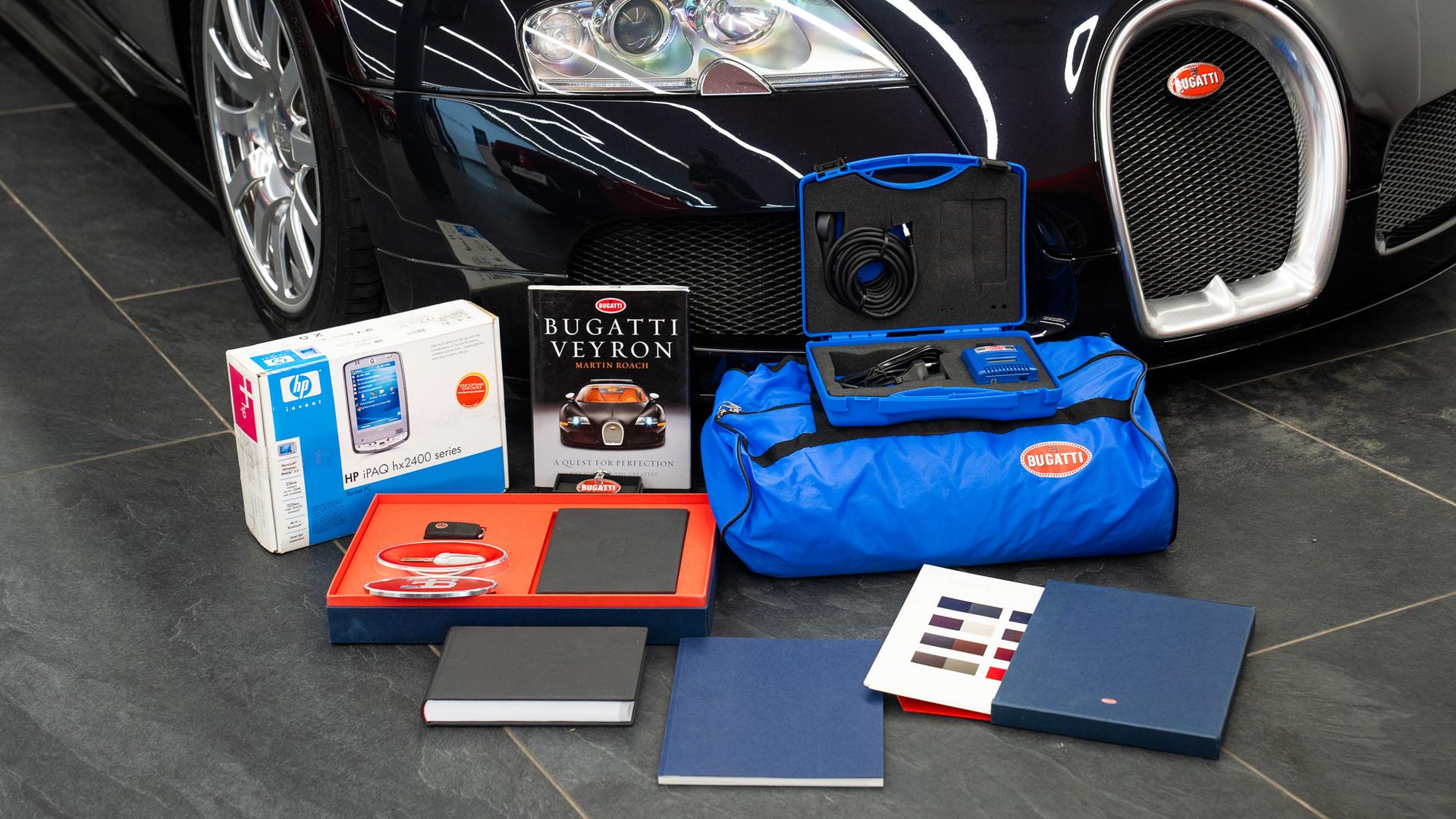 Bugatti Veyron Photo f97fb4fa-41c8-47b0-8884-19776f1ccaf2.jpg