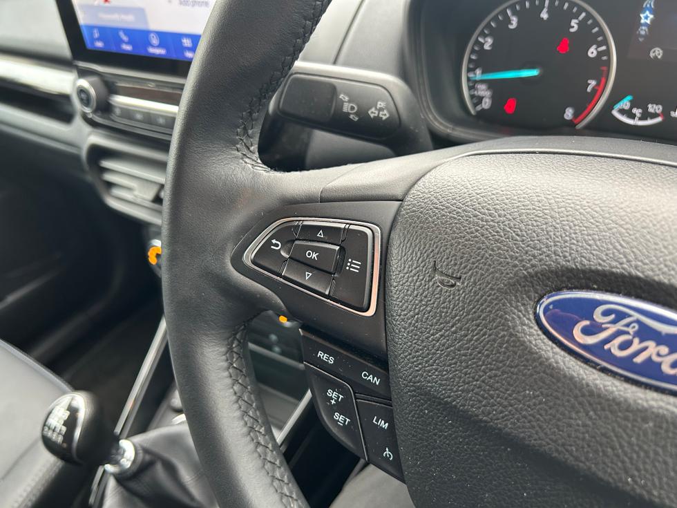 Ford EcoSport Photo f987d816-f431-4d45-afb4-edd0efaf5b0d.jpeg