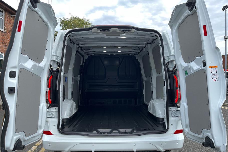 Used Ford E-TRANSIT CUSTOM CUSTOMSPORT1 6