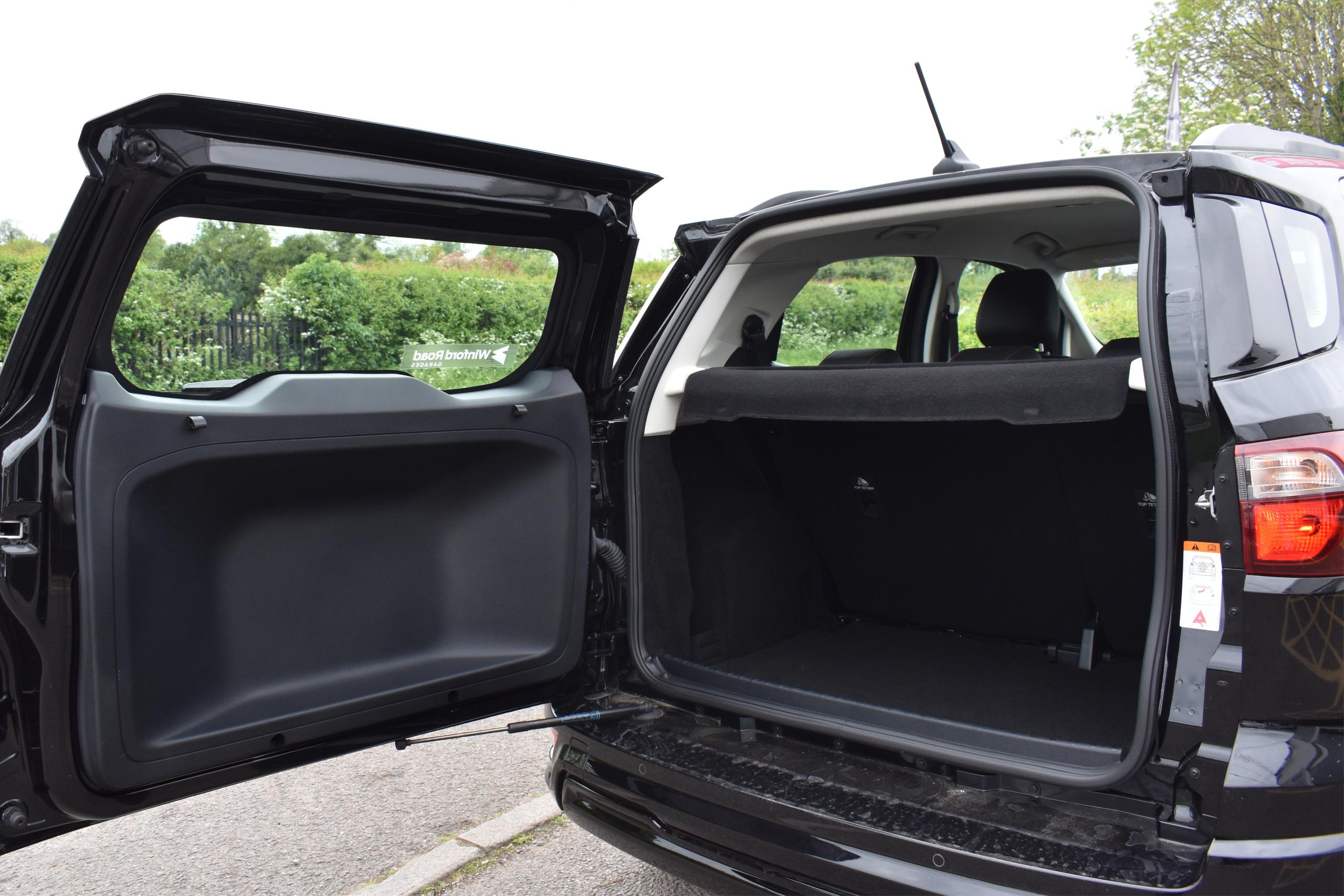 Used Ford ECOSPORT MH72JYB 8
