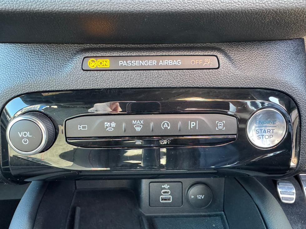 Ford Kuga Photo f9c8b390-b03f-4b84-8eb5-e498ecf5d4b7.JPEG