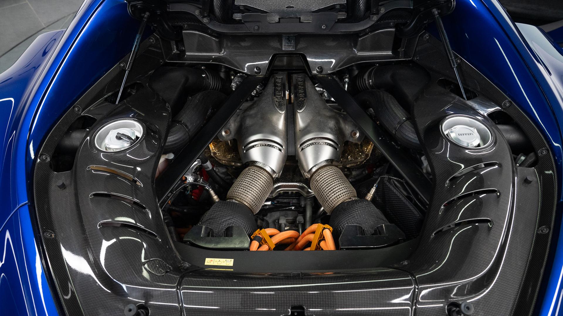 Ferrari 296 Photo f9ccc80c-c603-47fc-8c52-d9f339ec66c0.jpg
