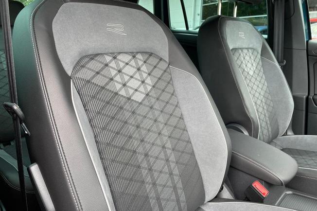 VOLKSWAGEN Tiguan Photo 14