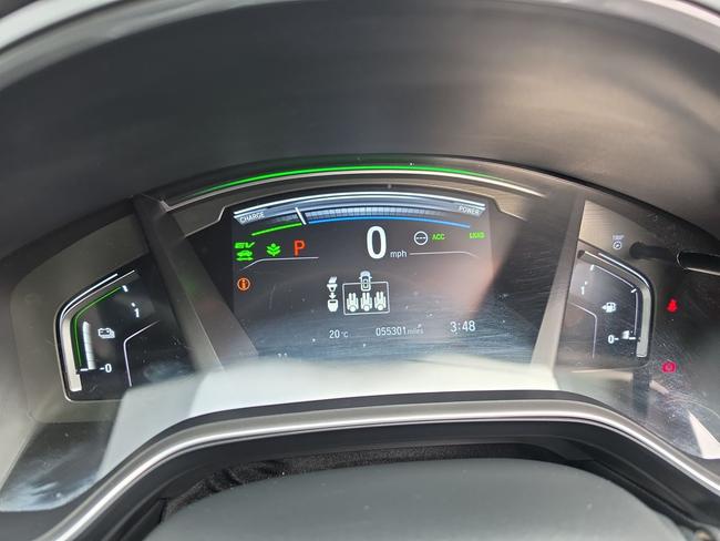 Honda CR-V Photo f9f02db1-5422-4859-83a5-276d9adb91a7.jpg