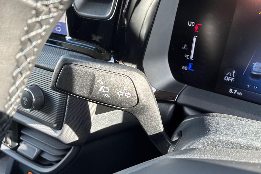 Used Ford TRANSIT COURIER N88077 16