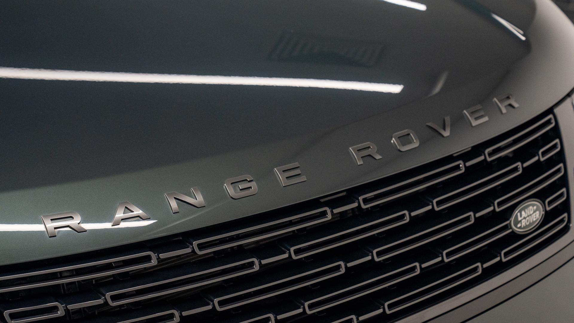 Land Rover RANGE ROVER Photo fa0f030c-feb3-4613-8a27-c4a5b65630af.jpg