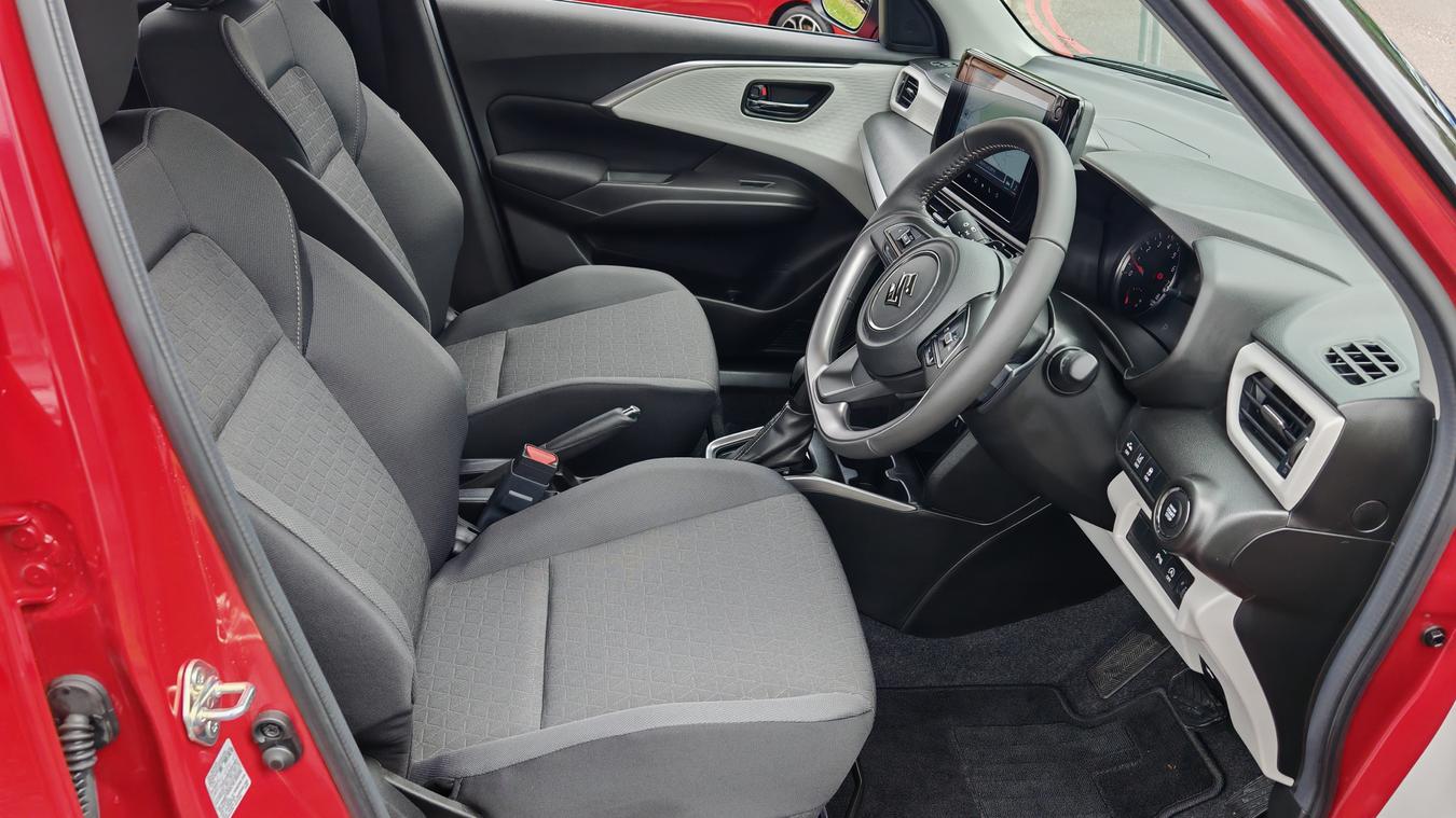 Used Suzuki Swift YB75MBV 10