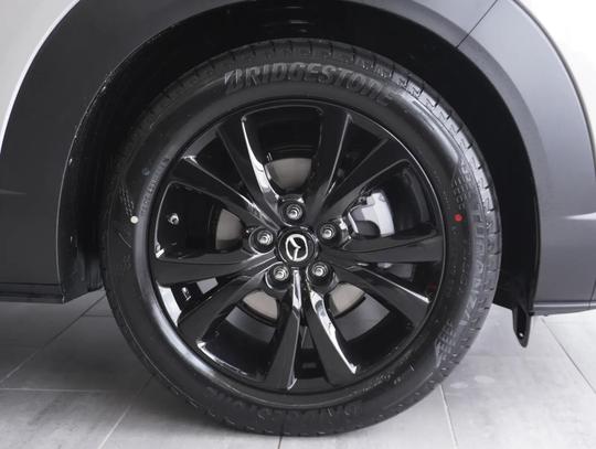 Mazda CX-30 Photo fa17fde0-791a-44db-b4f8-319a4f8643aa.jpg