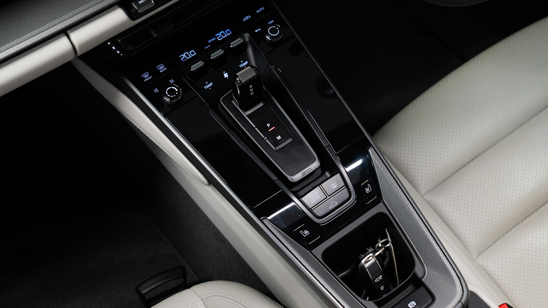 Porsche 911 Photo fa2957b3-a259-4236-aa75-4221fdb208bd.jpg
