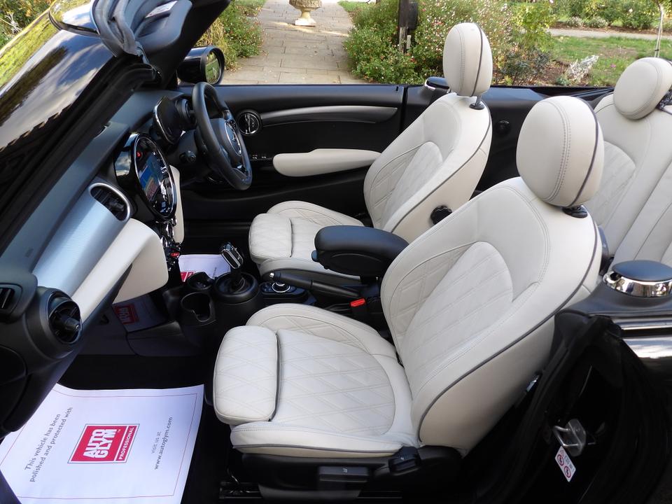 Used MINI Convertible GF72YJC 3