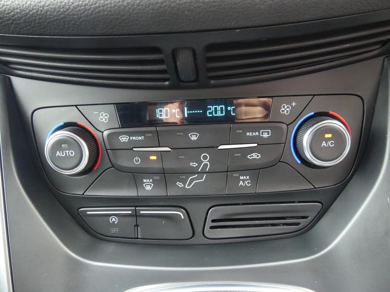 Ford Kuga Photo fa3dcd4f-4c0f-4003-8b53-78a39183aba6.jpg