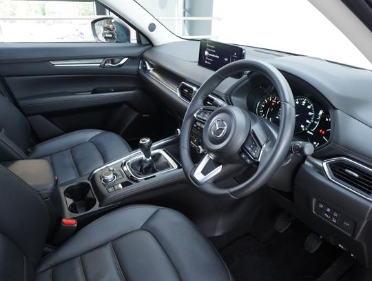 Mazda CX-5 Photo fa40e273-fcfe-4582-9921-67c48ca7aef8.jpg