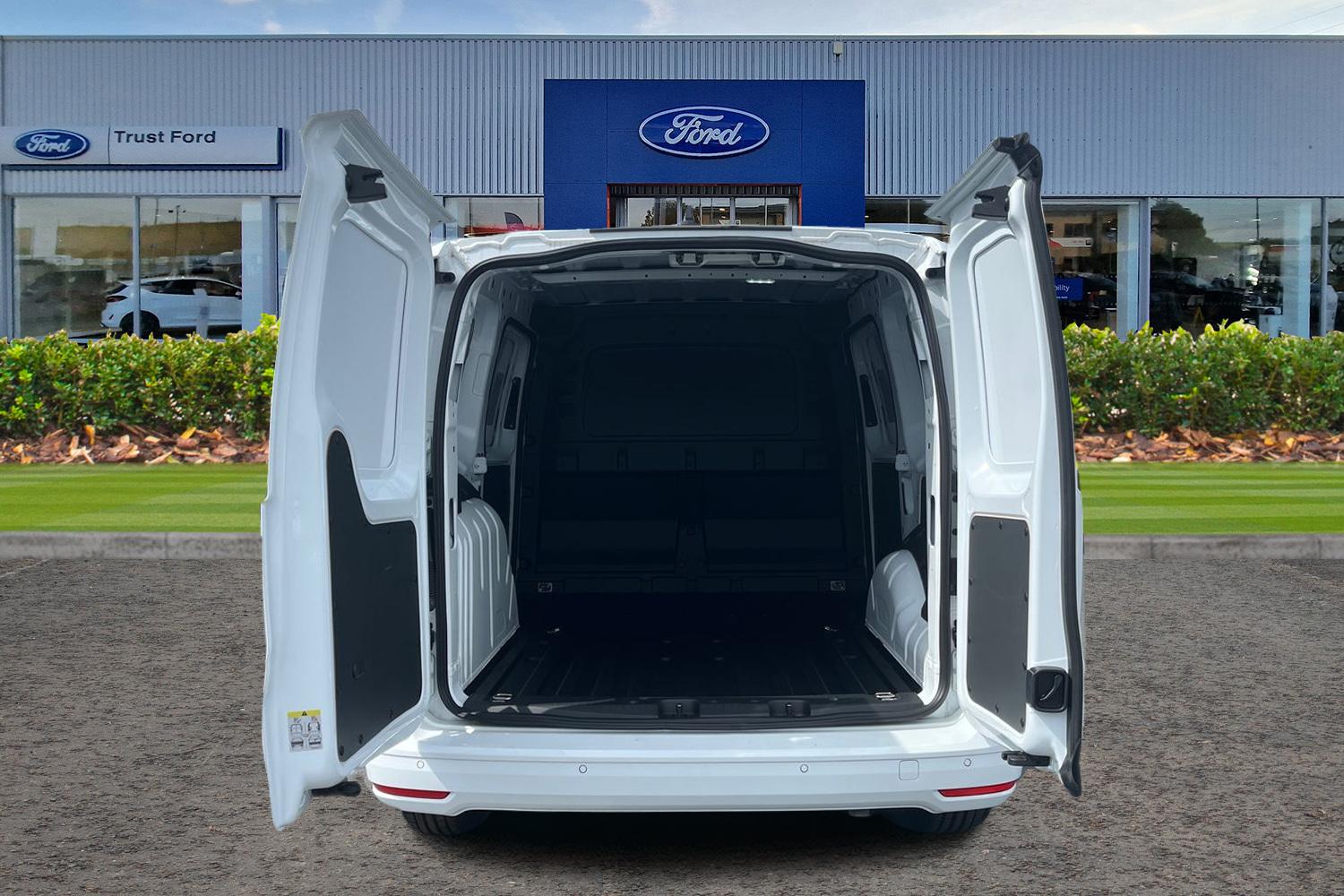 Ford TRANSIT CONNECT Photo 6