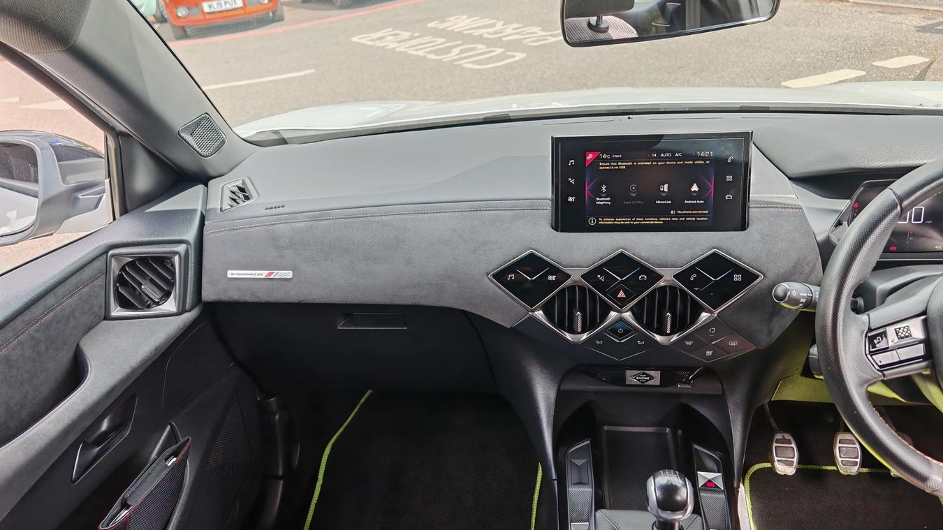 Used DS AUTOMOBILES DS 3 CROSSBACK BF20GWO 26