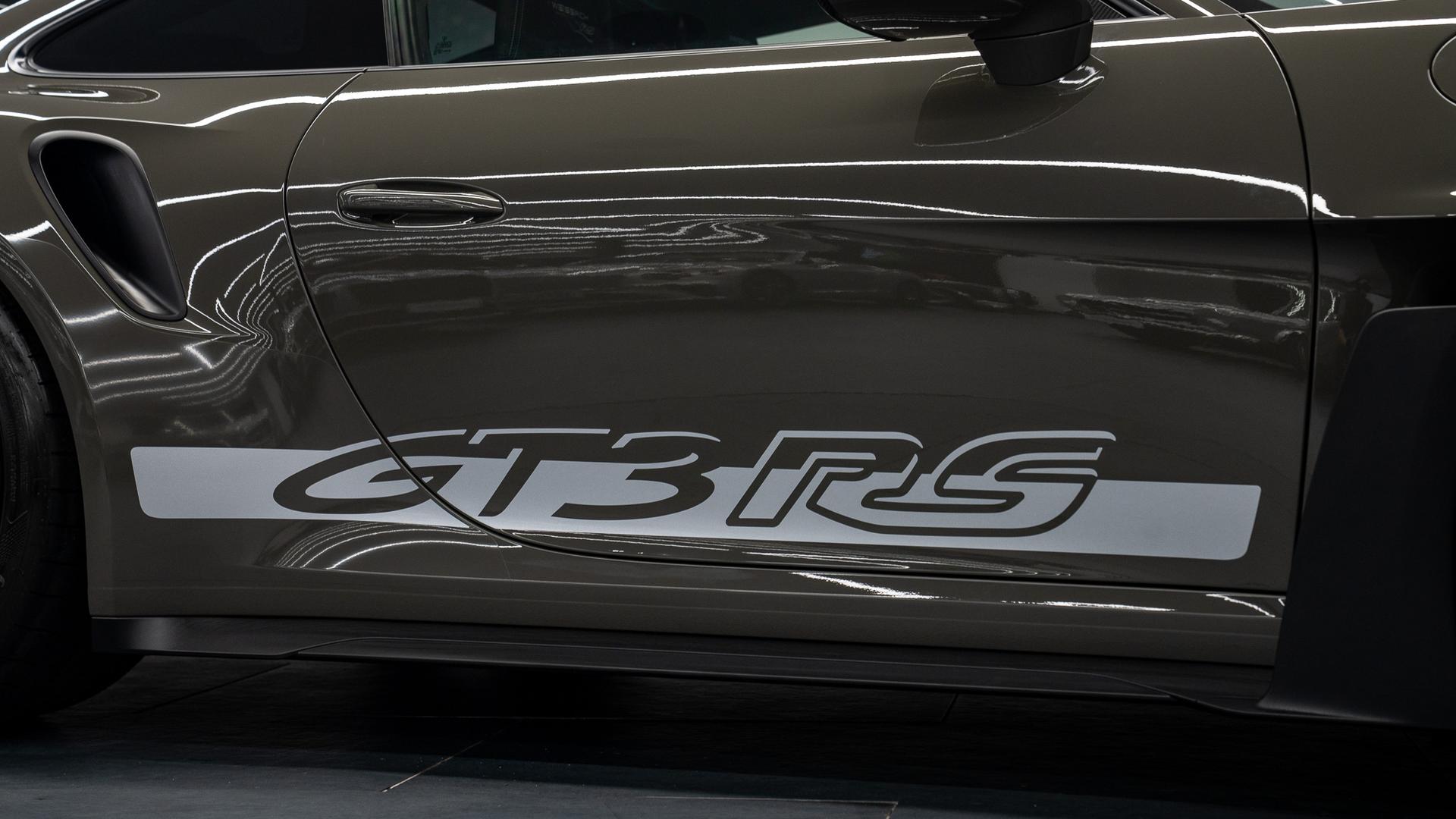 Porsche 911 Photo fa559b89-68c1-48ff-951d-475550bb5052.jpg