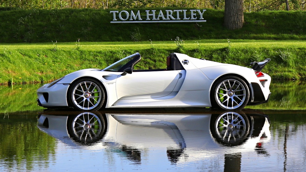 Used 2014 Porsche 918 Spyder Weissach Package PTS Oryx White Pearlescent at Tom Hartley