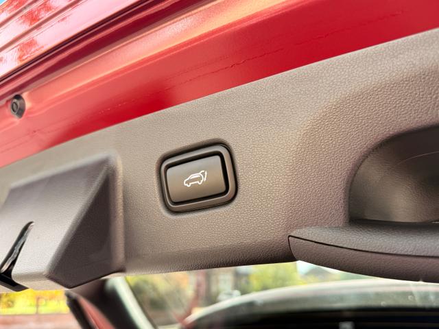 Hyundai TUCSON Photo fa630e25-ec7e-47de-af46-4a49adee72dd.jpg