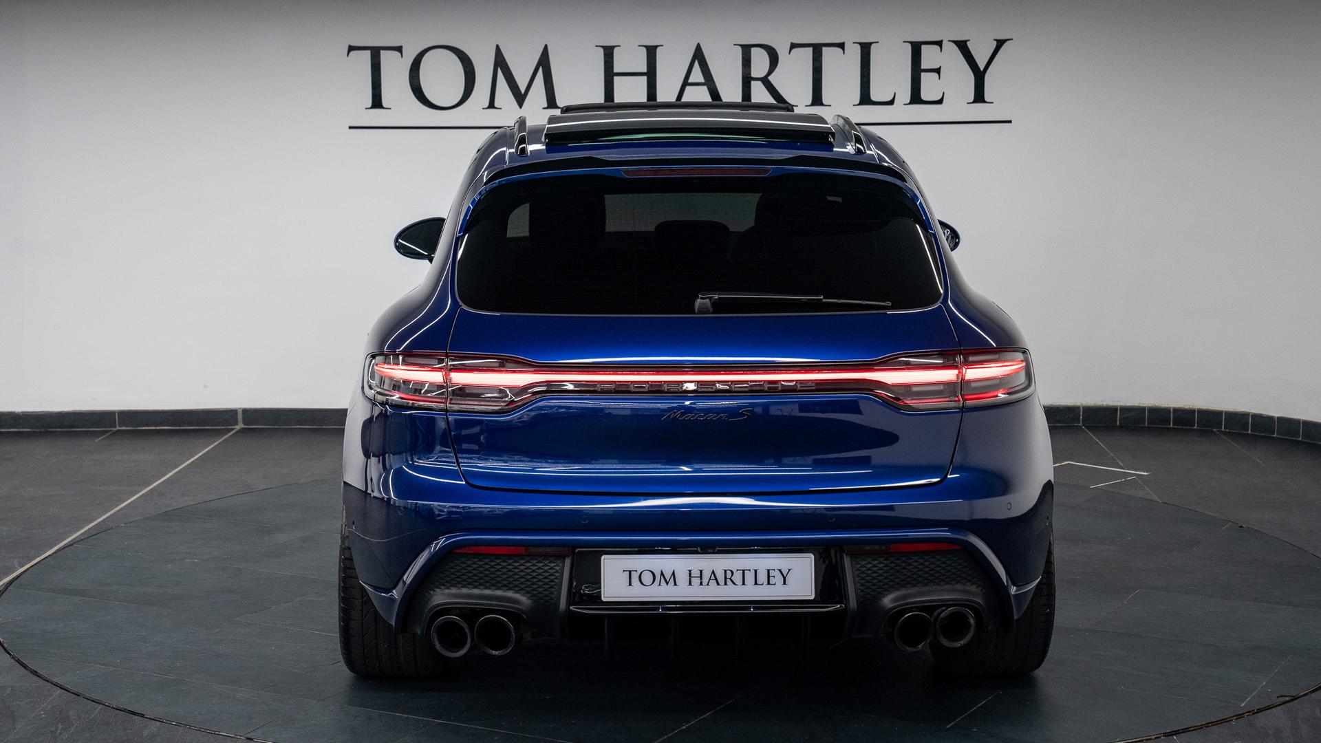 Porsche Macan Photo fa66a3c0-14de-43ba-b021-5f9752c91b18.jpg