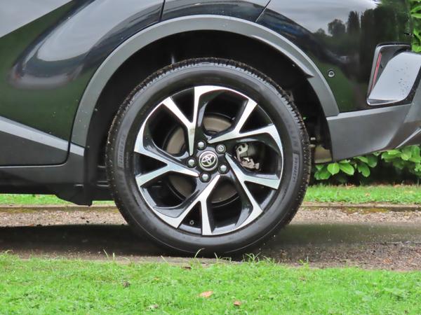 Used Toyota C-HR BG20TTE 8