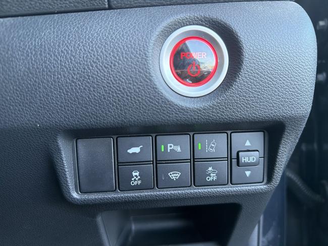 Honda CR-V Photo fa6f9218-a329-40a3-9cdf-9783dadb7969.jpg