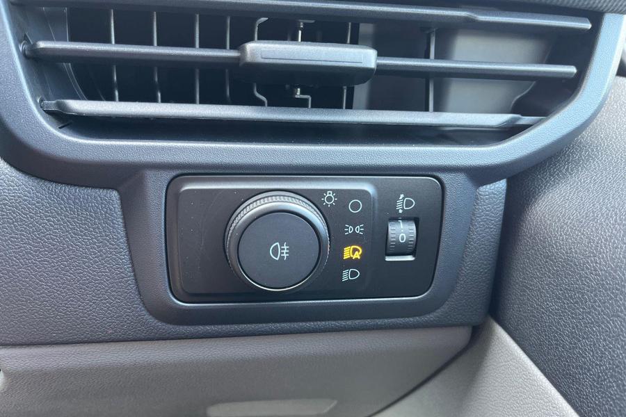Ford TRANSIT CUSTOM Photo fa72b8ac-0c64-482d-a472-2e6e2f7d1e81.jpg