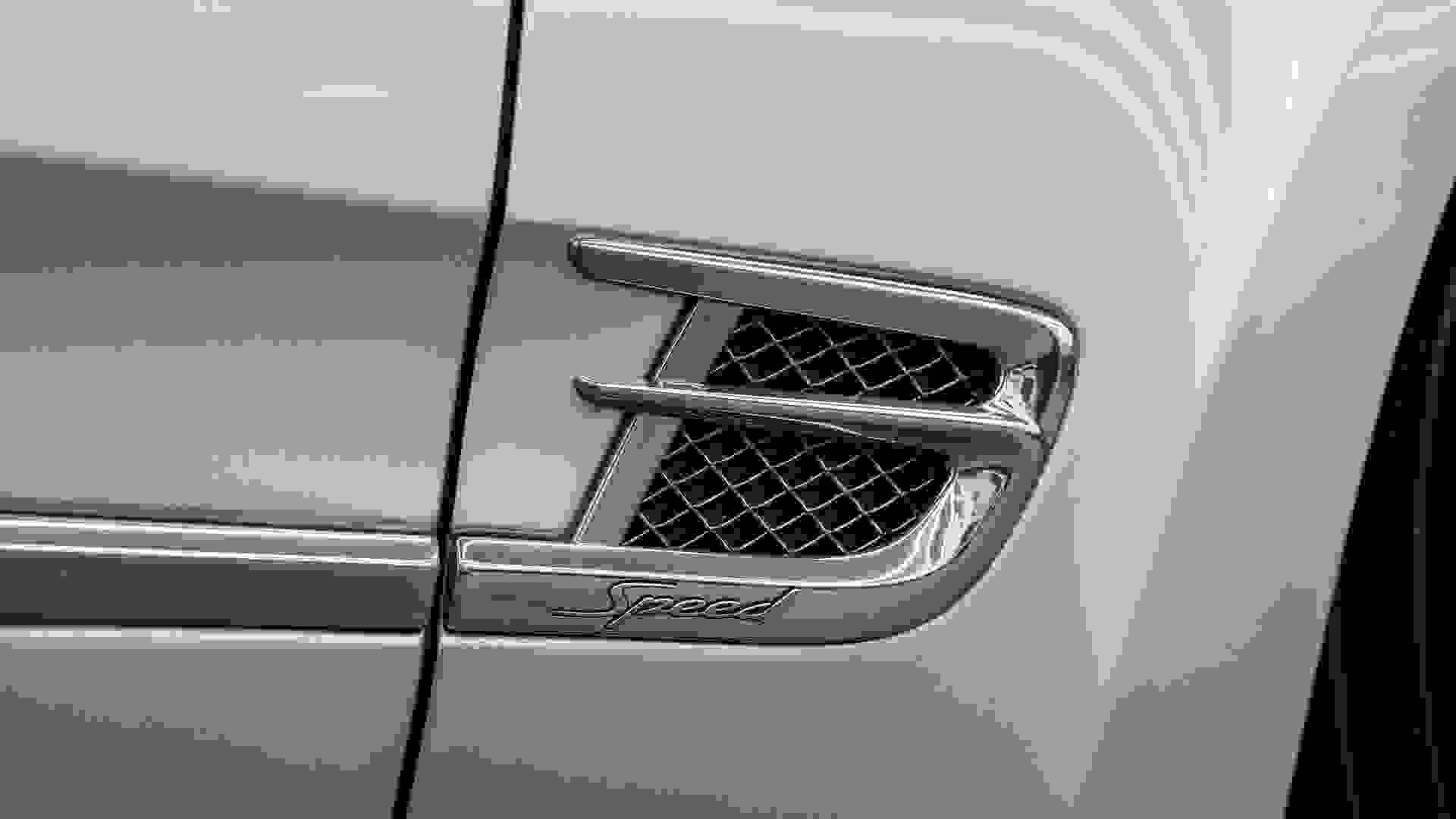 Bentley Mulsanne Photo fa761749-c219-451c-940d-2a84f27ceb7e.jpg