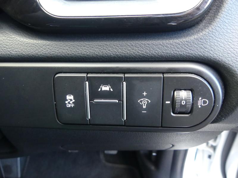 Kia Ceed Photo fa762e03-87e8-497a-9cc7-deed4211c38f.jpg