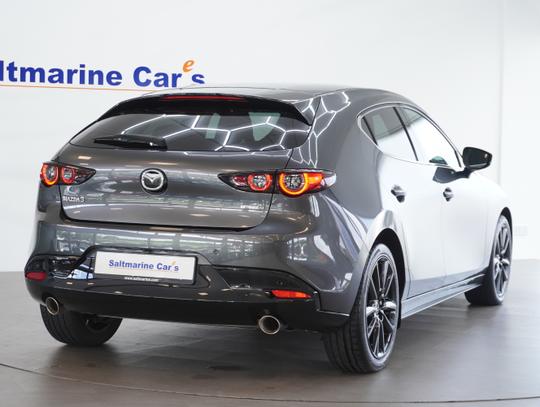 Mazda 3 Photo fa842953-ffad-4bb4-a39c-8f8c3e911c18.jpg