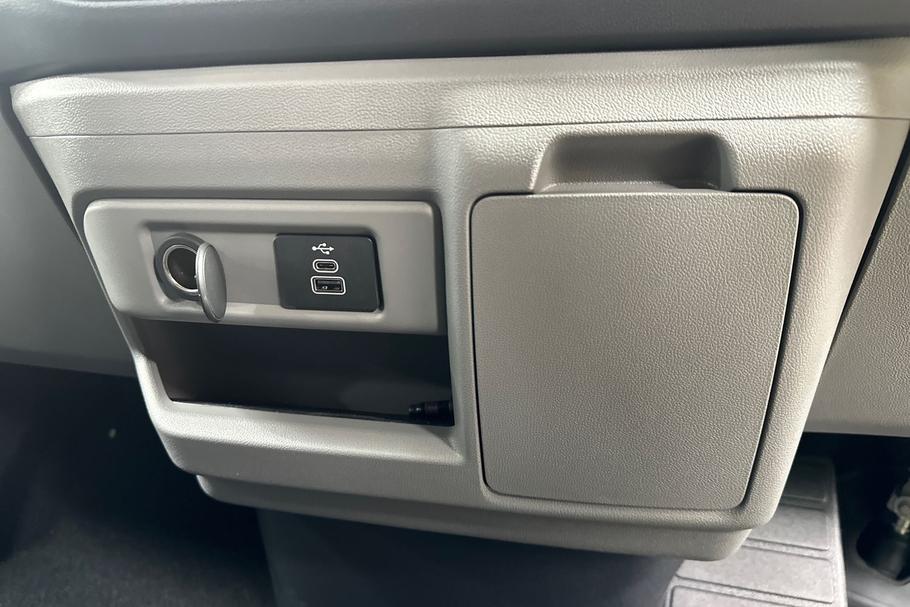 Used Ford TRANSIT CUSTOM CUSTOMDCIV01 18